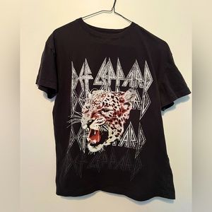 Medium - Def Leppard T shirt